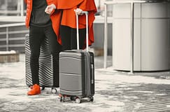 Casal abandona filho de 10 anos no aeroporto para não perder viagem de férias