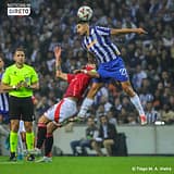 FC Porto dá a volta a 2-0, mas empata com Manchester United na Liga Europa