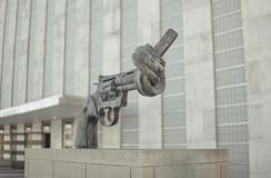 Médio Oriente: Disparos contra força da ONU no Líbano “não são aceitáveis”