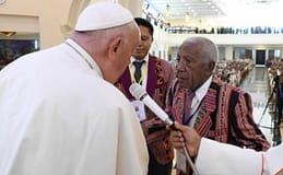 Timor/Papa: Francisco alerta timorenses para “crocodilos” que querem mudar identidade e história
