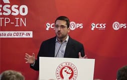 João Torres (PS) considera Congresso do PSD “uma mão cheia de nada”
