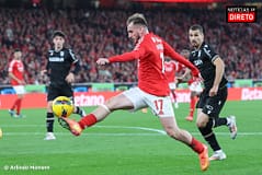 Benfiquista Aktürkoglu foi recordista de jogos na Europa até abril