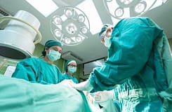 Mais de 1.500 doentes oncológicos aguardavam cirurgia em julho fora do tempo recomendado