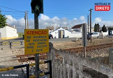 Linha do Douro suspensa entre Régua e Pocinho devido a descarrilamento