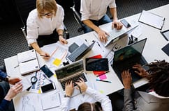 Despedimentos coletivos sobem 44% no 2.º trimestre, pessoas dispensadas em máximos de 2012