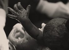 Nasceu a primeira criança concebida após a morte do pai em Portugal