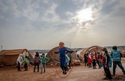 Irão aumentou esforços para eliminar direitos de mulheres e meninas