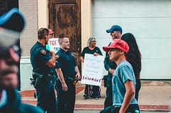 PJ detém sete suspeitos de roubos violentos a imigrantes em Cerveira e Valença