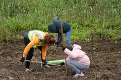 Dia da Árvore foi comemorado com a plantação de árvores e o hastear da bandeira ECOXXI