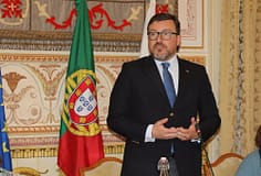 Presidente da Câmara de Santarém suspende mandato para liderar Instituto do Desporto