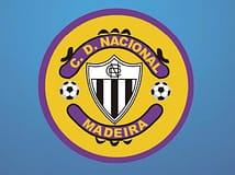 Nacional bate Torreense nos descontos e não deixa fugir Santa Clara e AVS