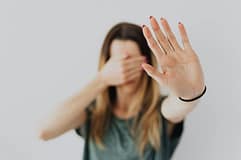 Homem condenado em Leiria a 12 anos de prisão por crimes sexuais contra a filha