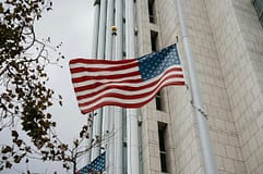 Trump critica ritmo das negociações com o Irão sobre programa nuclear