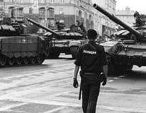 Ucrânia: Macron favorável a uso de armas ocidentais contra alvos militares em território russo