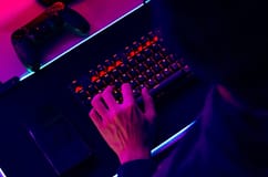 PJ com”alguns inquéritos” abertos por aliciamento sexual de crianças em jogos online