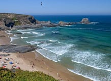 Zambujeira do Mar interdita a banhos devido a contaminação microbiológica da água