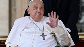 Óbito/Papa: AVC foi causa da morte