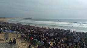 Surfista norte-americano Griffin Colapinto volta a vencer em Supertubos