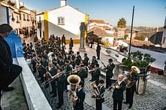 Maestros de oito nacionalidades discutem música para bandas em Leiria