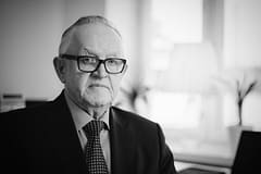 Marcelo lamenta morte de ex-Presidente finlandês e Nobel de 2008 e lembra causa pela paz