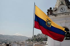 Autarca do Equador baleado com cinco tiros morre no hospital