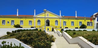 Dois funcionários da Câmara de Torres Novas suspeitos de corrupção suspensos de funções