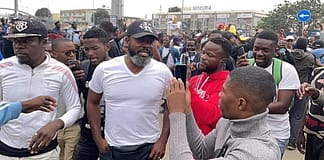 Polícia angolana dispersa marcha contra subida dos combustíveis em Luanda
