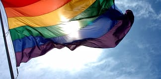 Marcha de Orgulho Gay dá colorido às ruas de Roma