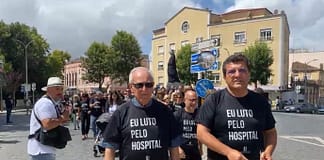 Caldas da Rainha leva 50 autocarros e 2.000 pessoas a protestar contra localização do novo hospital