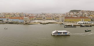 Transtejo defendeu navios elétricos em 2019 mas Governo queria a gás natural liquefeito