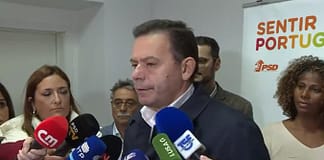 Montenegro diz que eventual acordo com médicos é um “paliativo” para o caos no SNS