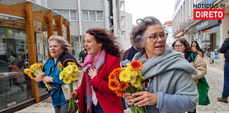Câmara Municipal das Caldas da Rainha assinala o Dia da Mulher com a entrega de flores