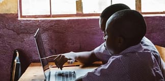 “Está na altura de os africanos pensarem pela sua própria cabeça” – Pepetela